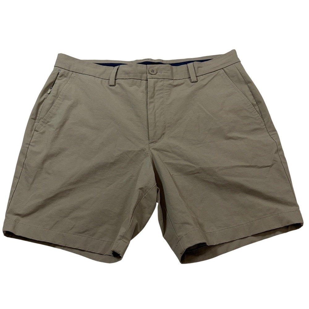 Vineyard Vines OTG On-The-Go Performance Shorts Mens 33 Khaki Tan Stretch Golf